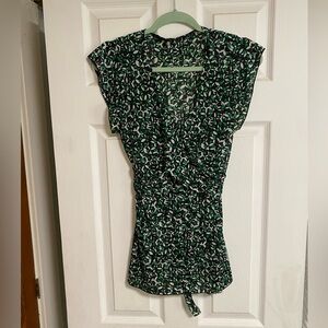 Julie’s Closet waist tie top. L